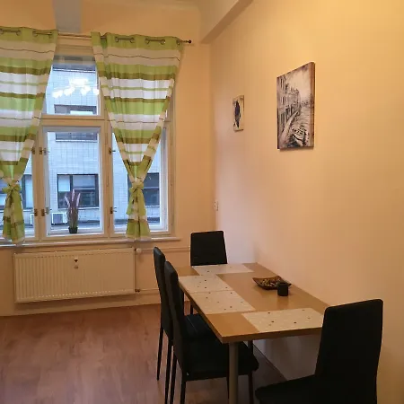 Appartement Opletalka Praag