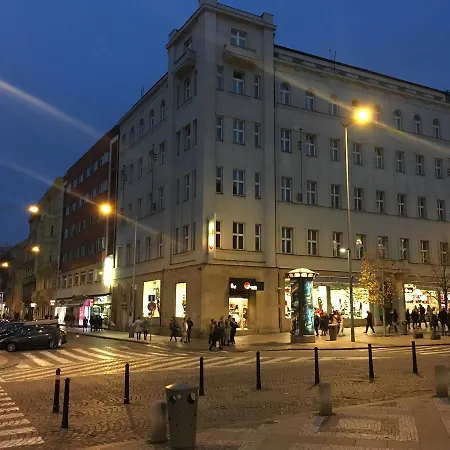 Opletalka Appartement *